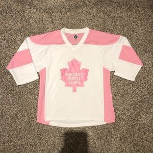 Toronto Maple Leafs Jersey 🌿